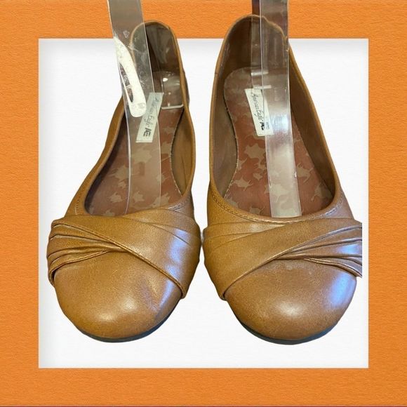 American Eagle Tan Ballet Flats 8.5 - Picture 2 of 4